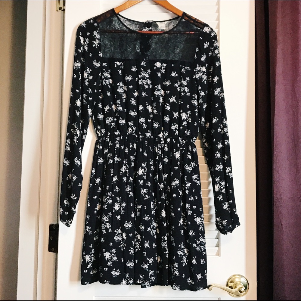 FOREVER 21 Floral Dress